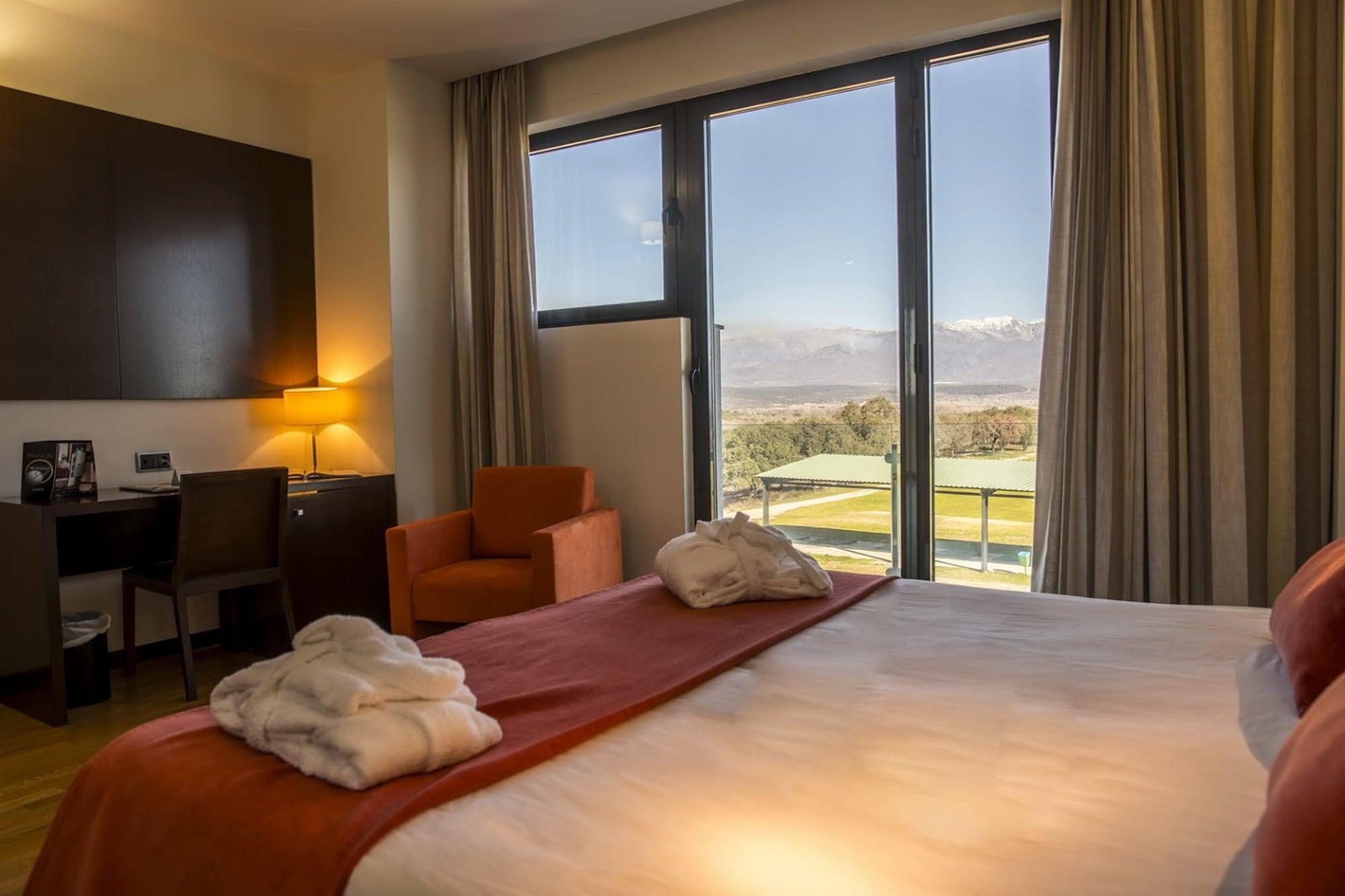 Hospedium Valles De Gredos Golf Hotel